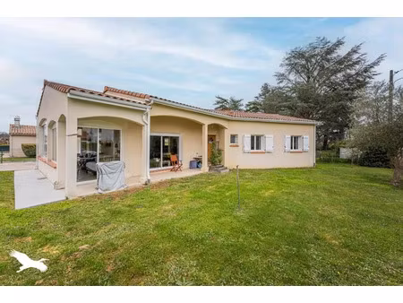 vente maison 5 pièces 115 m² à saint-gaudens (31800)  251 904 €