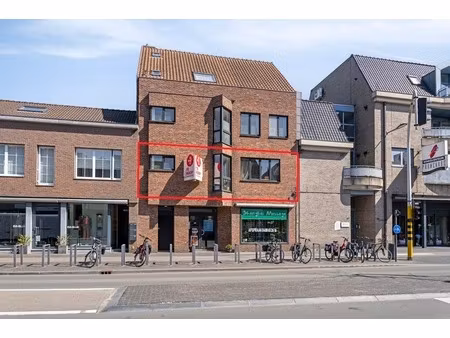 appartement te koop in kapellen met 2 slaapkamers