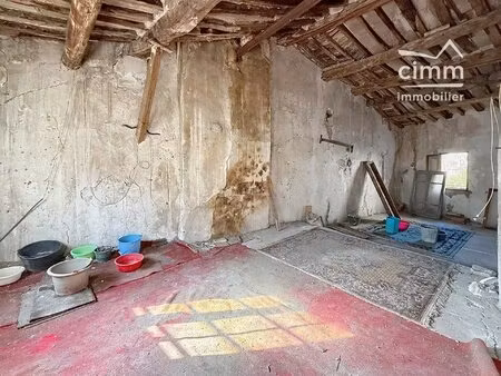 maison de village de 180 m² avec garage à rénover