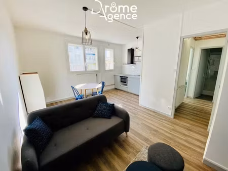 location appartement 2 pièces 36 m² à valence (26000)