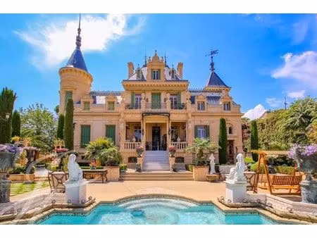 prestigieux château en vente antibes  france