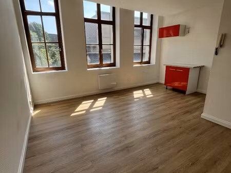 location appartement 2 pièces 28m² valenciennes 59300