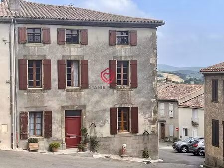 maison de village comprenant 6 chambres