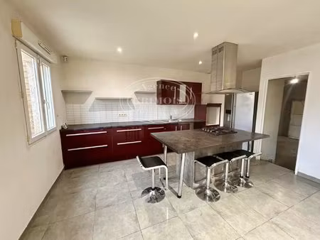 lezignan-corbieres - villa plain-pied 90 m² env. / terrain de 396 m²