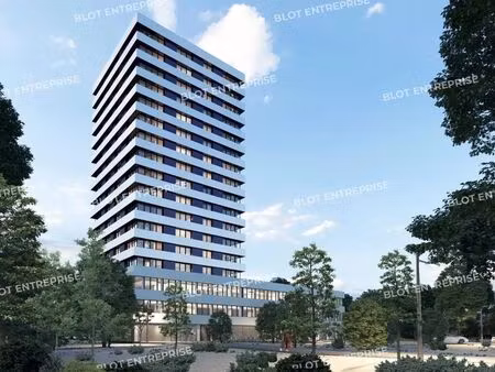 location bureaux 488 m²