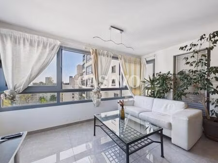 vente appartement 5 pièces de 97m² - 69100 villeurbanne