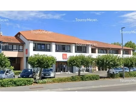 location commerce 527 m²