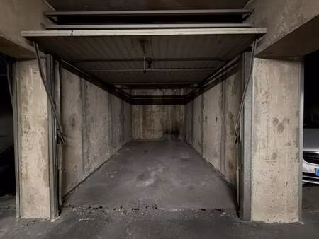 box - rue des morillons  métro convention