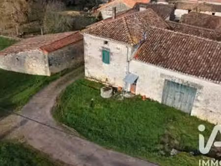 vente maison à feuillade (16380) : à vendre / 85m² feuillade