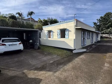 vente maison 5 pièces 80 m² à la saline (97422)  367 500 €