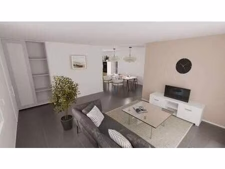 vente maison à nueil-les-aubiers (79250) : à vendre / 86m² nueil-les-aubiers