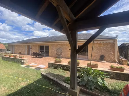 vente maison 228 m² à saint-cyprien (24220)  328 600 €