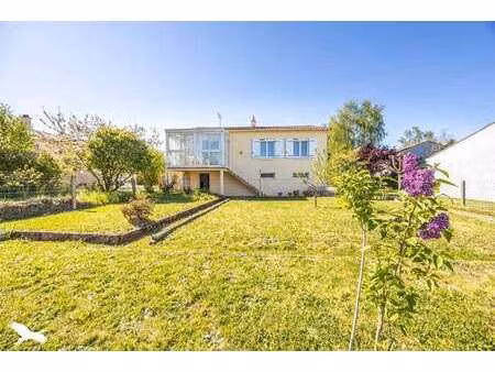 vente maison à niort (79000) : à vendre / 87m² niort