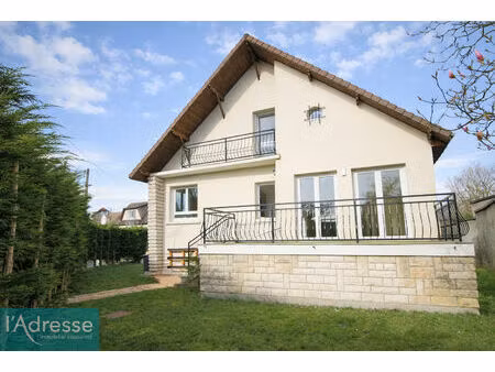 vente maison 6 pièces  143.57m²  savigny