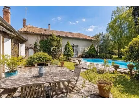 demeure d'exception - dépendance - grande parcelle