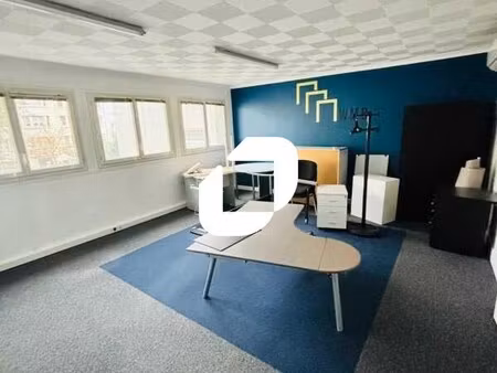 location bureaux 110 m² à 220 m²