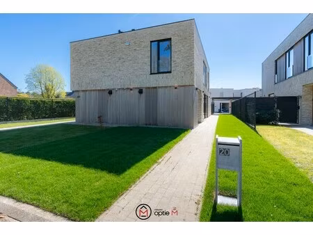 huis te koop in laakdal met 3 slaapkamers