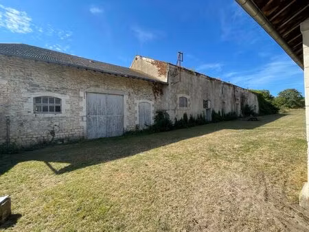 bien patrimonial avec terrain constructible