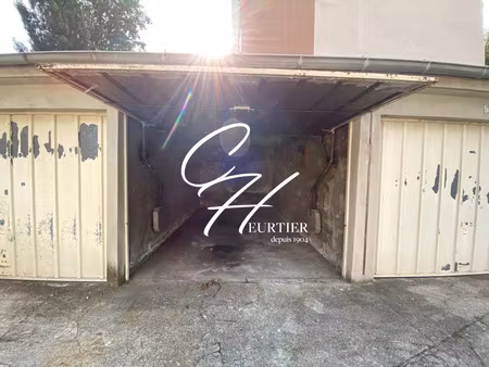 location parking 12m2 grenoble 38100 - 81 € - surface privée