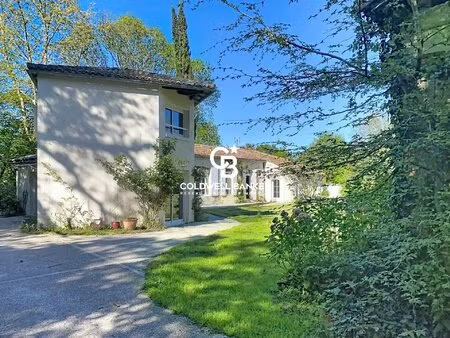 maison charentaise à 7 minutes de l'hyper centre de saintes
