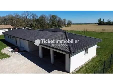 maison contemporaine t4 de 130m² sur terrain d’environ 2500m²