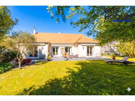 maison individuelle de plain-pied trois chambres