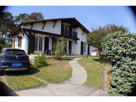 mimizan (40)-maison 6 pièces – 138 m² env. – sous-sol 100 m² – terrain 704 m² – proche pla