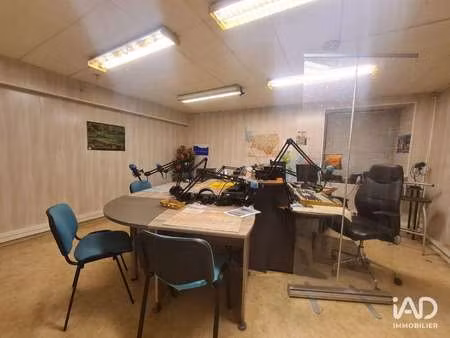 vente bureaux et commerces à pau (64000) : à vendre / 106m² pau