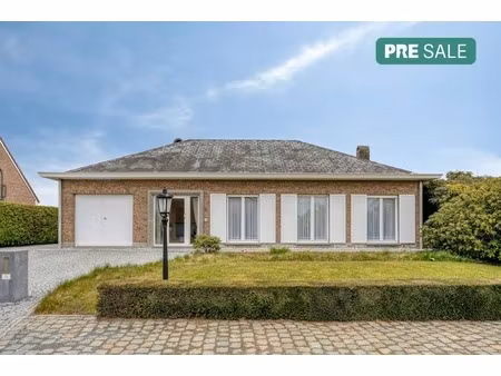 huis te koop in reet met 3 slaapkamers