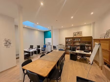 location bureaux 66 m²