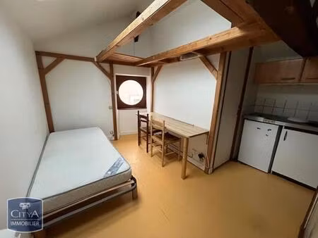 location appartement 1 pièce 12m² laval 53000