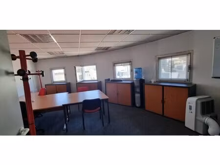 location bureaux 70 m²