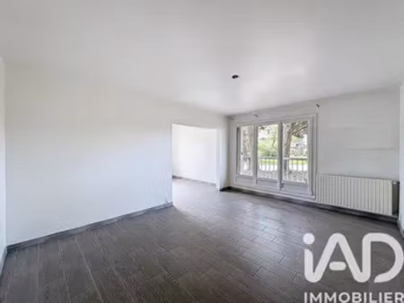 appartement à magny-les-hameaux (78114)