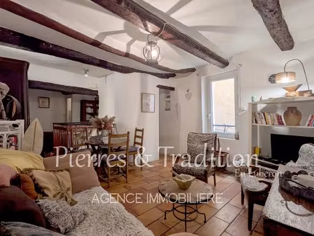 apt  maison de ville à proximité de toutes commodités