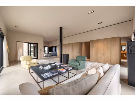 appartement te koop in wijnegem met 2 slaapkamers