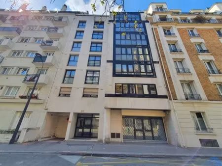 vente bureaux 151 m²