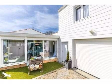 vente maison piscine à saint-mathurin (85150) : à vendre piscine / 115m² saint-mathurin