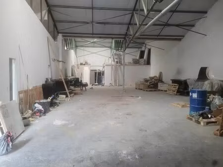 location entrepôt reyrieux 01600 370m²