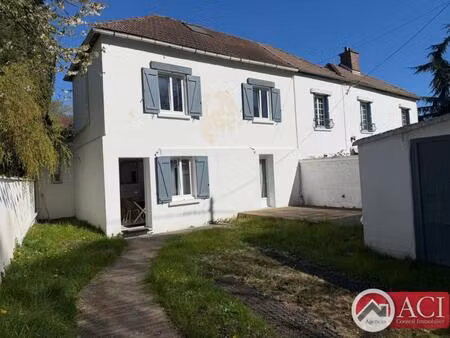 maison à beauvais (60000)