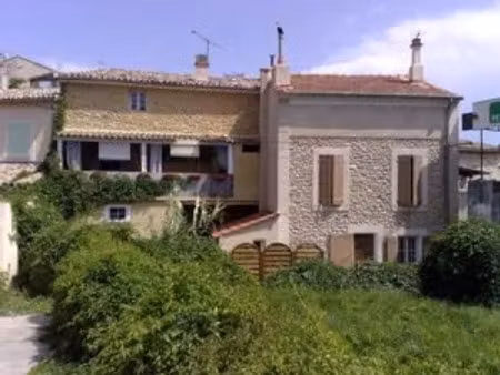 location maison 6 pièces 110 m² à la brillanne (04700)