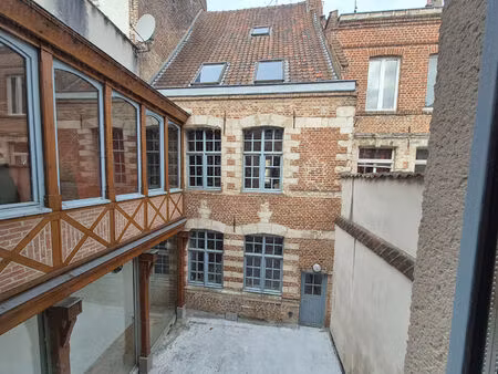 vieux lille - plateau brut a amenager en t2 de 47 m² loi carrez