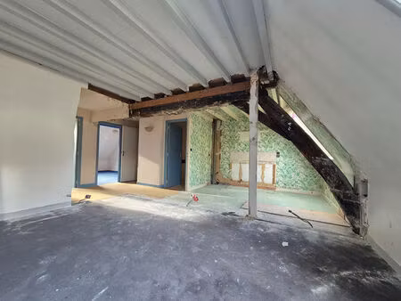 vieux lille - plateau brut en duplex de 66 m² loi carrez (95m² au sol) - a amenager
