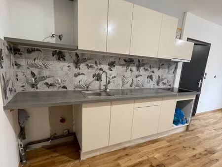 immeuble de rapport composé de 3 lots