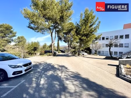 location bureaux 106 m²