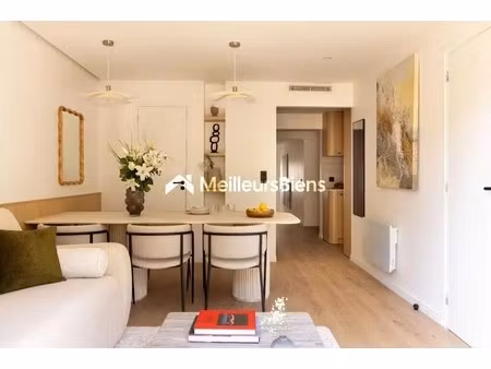 vente commerce 110 m²