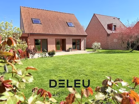maison individuelle semi plain-pied 4 chambres jardin carport parking