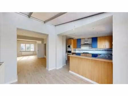 sint-stevens-woluwe - lumineuse maison 4ch +/- 159m2