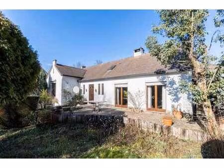 villa 2/3 ch avec grenier amenageable!