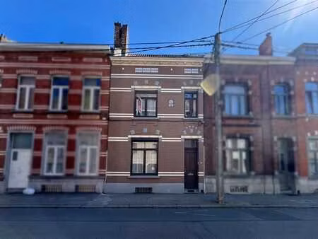 maison de ville au centre de waterloo