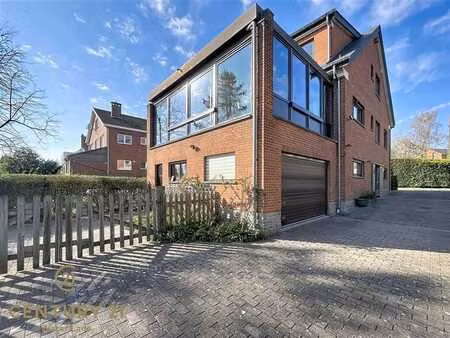 waterloo : spacieuse maison  idéale pour prof. libérale  pot